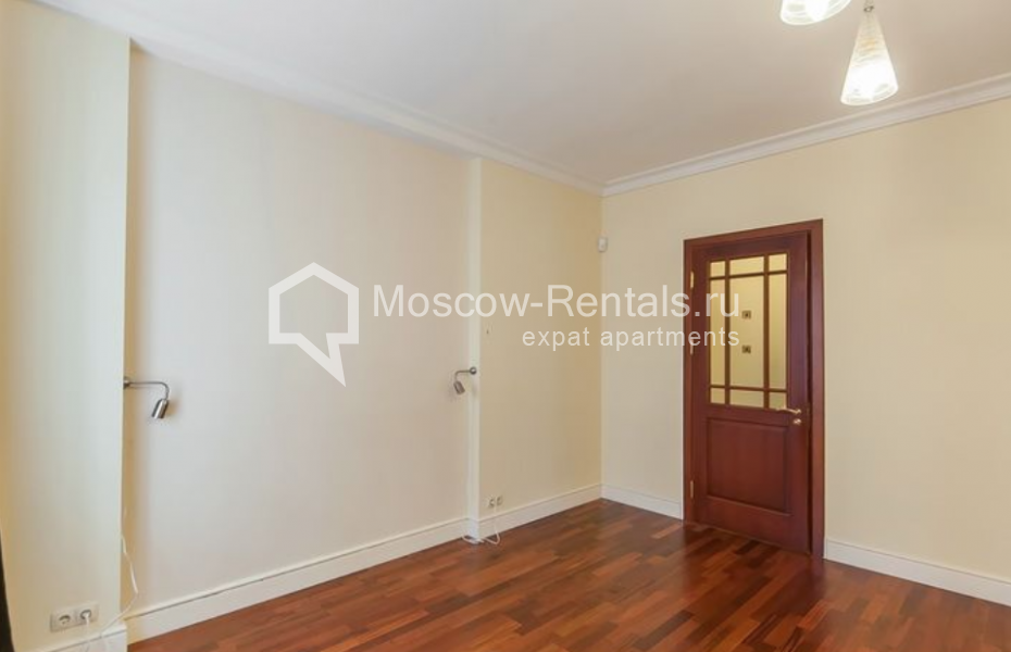 Photo #18 3-room (2 BR) apartment for <a href="http://moscow-rentals.ru/en/articles/long-term-rent" target="_blank">a long-term</a> rent
 in Russia, Moscow, Bolshoi Palashevskyi lane, 14/ 7С1