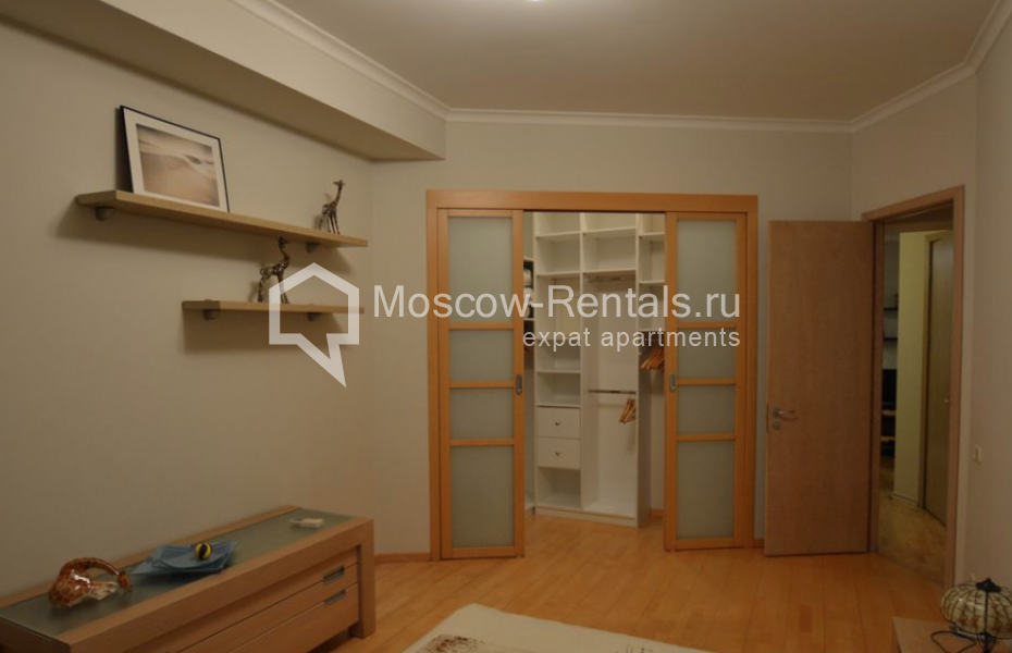 Photo #5 3-room (2 BR) apartment for <a href="http://moscow-rentals.ru/en/articles/long-term-rent" target="_blank">a long-term</a> rent
 in Russia, Moscow, Bolshaya Bronnaya str,  7