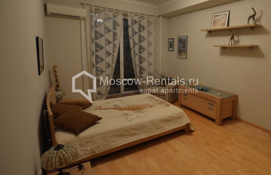 Photo #11 3-room (2 BR) apartment for <a href="http://moscow-rentals.ru/en/articles/long-term-rent" target="_blank">a long-term</a> rent
 in Russia, Moscow, Bolshaya Bronnaya str,  7