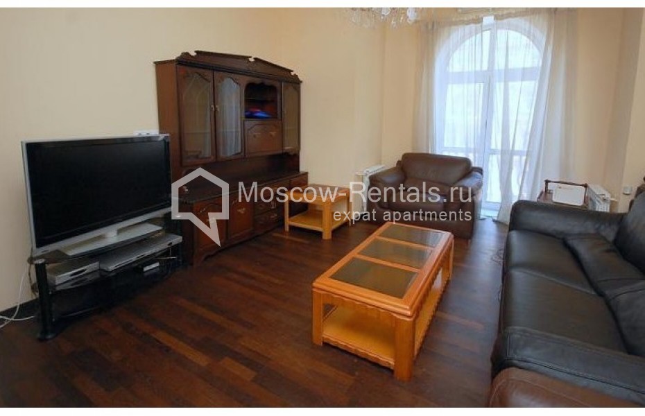 Photo #2 3-room (2 BR) apartment for <a href="http://moscow-rentals.ru/en/articles/long-term-rent" target="_blank">a long-term</a> rent
 in Russia, Moscow, Tverskaya str, 27С2