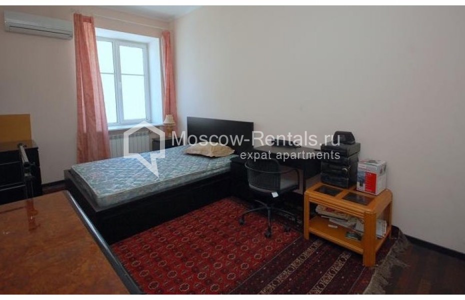 Photo #4 3-room (2 BR) apartment for <a href="http://moscow-rentals.ru/en/articles/long-term-rent" target="_blank">a long-term</a> rent
 in Russia, Moscow, Tverskaya str, 27С2