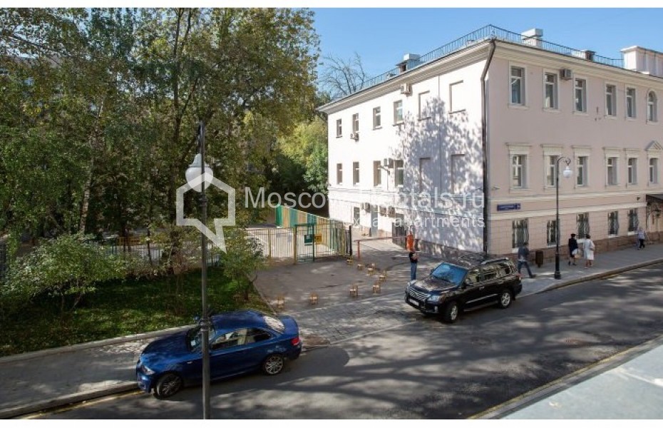 Photo #11 4-room (3 BR) apartment for <a href="http://moscow-rentals.ru/en/articles/long-term-rent" target="_blank">a long-term</a> rent
 in Russia, Moscow, Malaya Bronnaya str, 10 С1