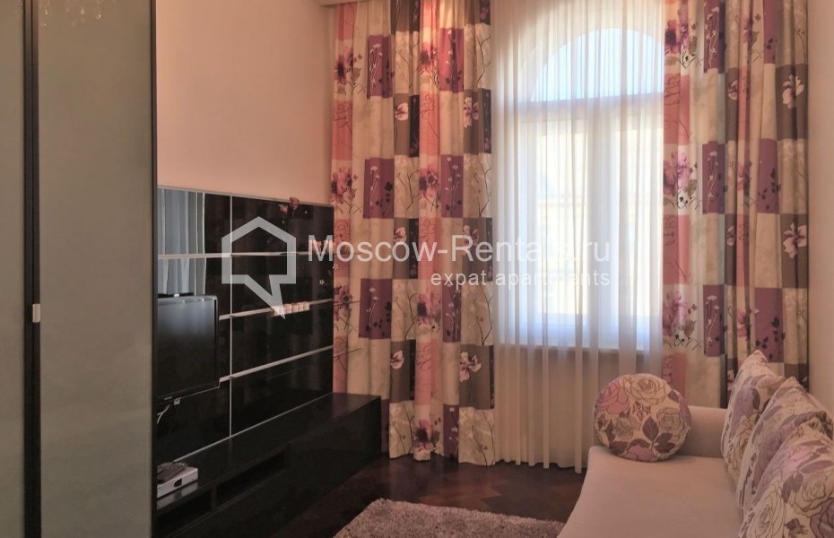 Photo #12 3-room (2 BR) apartment for <a href="http://moscow-rentals.ru/en/articles/long-term-rent" target="_blank">a long-term</a> rent
 in Russia, Moscow, Tverskaya str, 27 С2