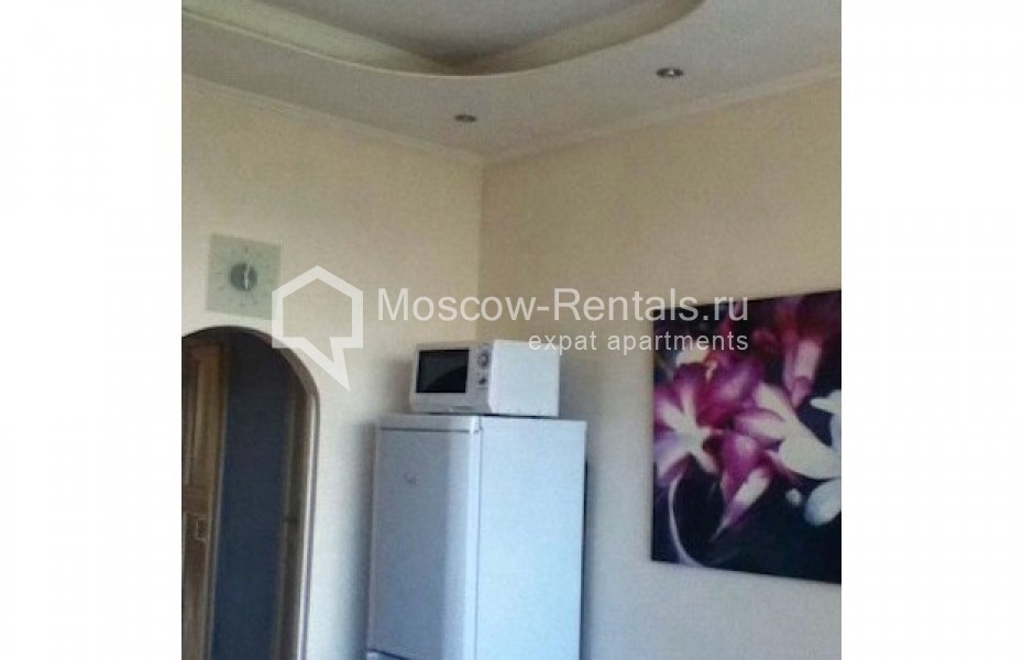 Photo #3 2-room (1 BR) apartment for <a href="http://moscow-rentals.ru/en/articles/long-term-rent" target="_blank">a long-term</a> rent
 in Russia, Moscow, Smolenskaya str, 6