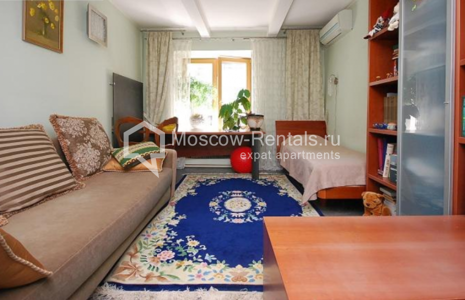 Photo #4 3-room (2 BR) apartment for <a href="http://moscow-rentals.ru/en/articles/long-term-rent" target="_blank">a long-term</a> rent
 in Russia, Moscow, Tsvetnoi blv,  22С4