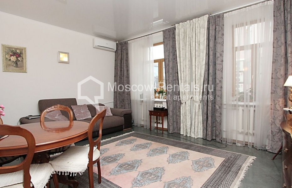 Photo #1 3-room (2 BR) apartment for <a href="http://moscow-rentals.ru/en/articles/long-term-rent" target="_blank">a long-term</a> rent
 in Russia, Moscow, Tsvetnoi blv,  22С4