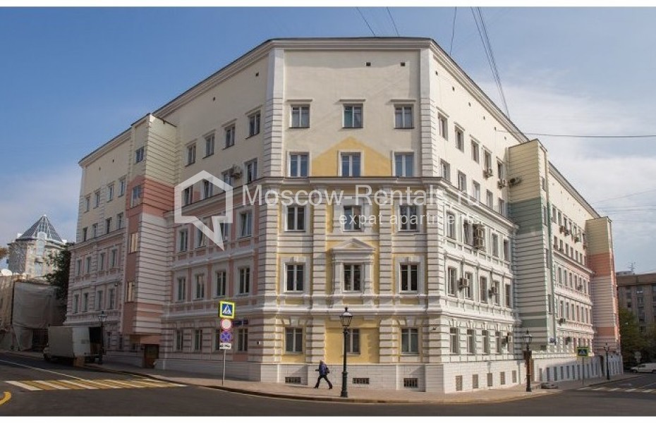 Photo #2 3-room (2 BR) apartment for <a href="http://moscow-rentals.ru/en/articles/long-term-rent" target="_blank">a long-term</a> rent
 in Russia, Moscow, Voznesenskyi lane, 16/4