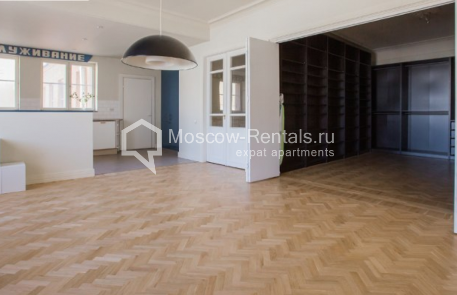 Photo #5 3-room (2 BR) apartment for <a href="http://moscow-rentals.ru/en/articles/long-term-rent" target="_blank">a long-term</a> rent
 in Russia, Moscow, Blagoveshchenskyi lane,  5