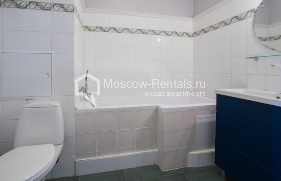 Photo #13 3-room (2 BR) apartment for <a href="http://moscow-rentals.ru/en/articles/long-term-rent" target="_blank">a long-term</a> rent
 in Russia, Moscow, Blagoveshchenskyi lane,  5