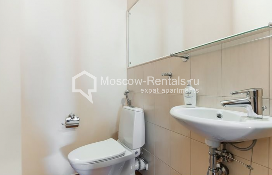 Photo #15 4-room (3 BR) apartment for <a href="http://moscow-rentals.ru/en/articles/long-term-rent" target="_blank">a long-term</a> rent
 in Russia, Moscow, Ermolaevskyi lane, 21