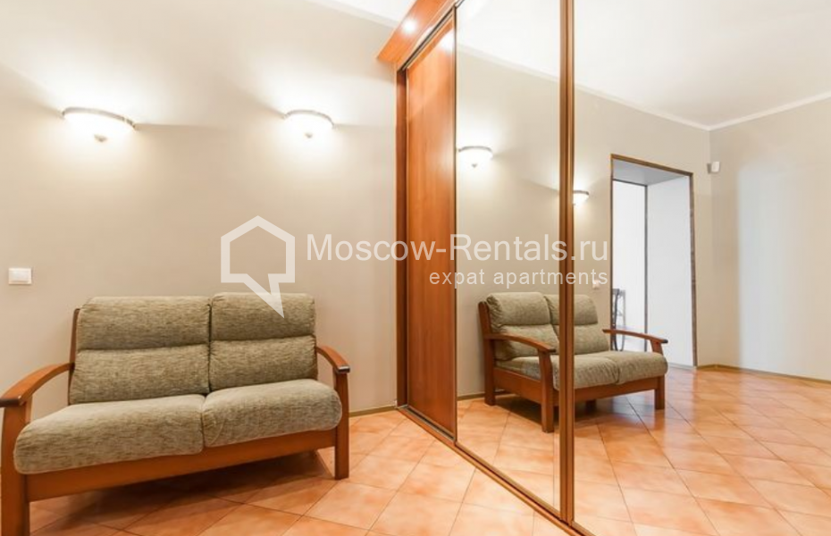 Photo #17 4-room (3 BR) apartment for <a href="http://moscow-rentals.ru/en/articles/long-term-rent" target="_blank">a long-term</a> rent
 in Russia, Moscow, Ermolaevskyi lane, 21