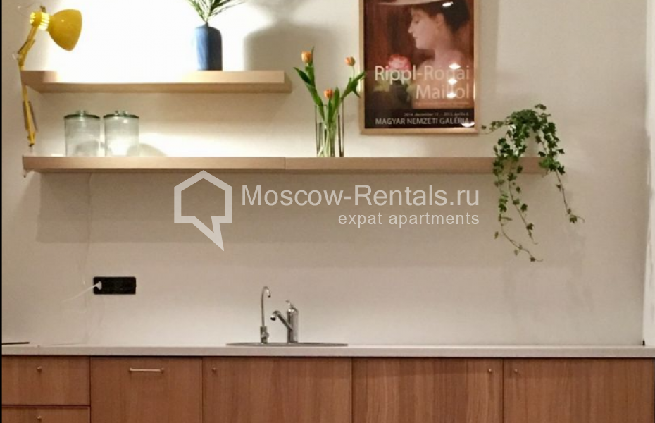 Photo #9 3-room (2 BR) apartment for <a href="http://moscow-rentals.ru/en/articles/long-term-rent" target="_blank">a long-term</a> rent
 in Russia, Moscow, Sadovaya-Karetnaya str, 20С2