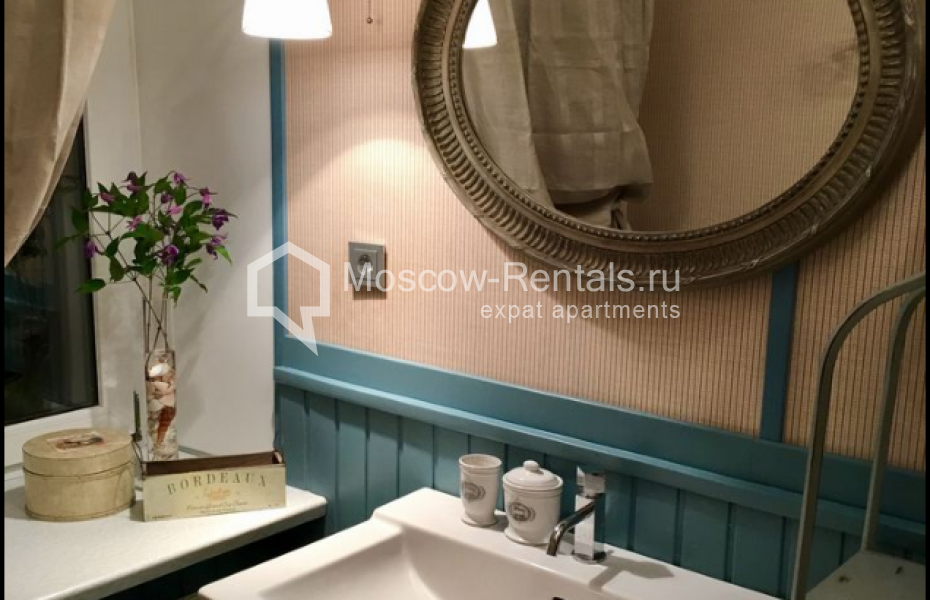 Photo #13 3-room (2 BR) apartment for <a href="http://moscow-rentals.ru/en/articles/long-term-rent" target="_blank">a long-term</a> rent
 in Russia, Moscow, Sadovaya-Karetnaya str, 20С2