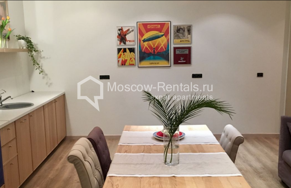 Photo #8 3-room (2 BR) apartment for <a href="http://moscow-rentals.ru/en/articles/long-term-rent" target="_blank">a long-term</a> rent
 in Russia, Moscow, Sadovaya-Karetnaya str, 20С2