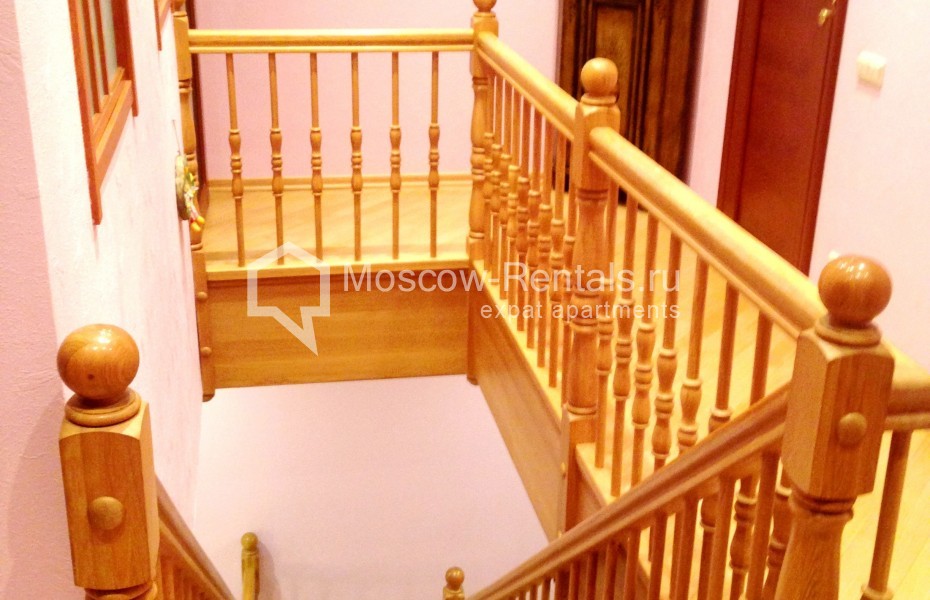 Photo #3 3-room (2 BR) apartment for <a href="http://moscow-rentals.ru/en/articles/long-term-rent" target="_blank">a long-term</a> rent
 in Russia, Moscow, Sretenskaya str, 9