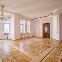 Photo #2 5-room (4 BR) apartment for <a href="http://moscow-rentals.ru/en/articles/long-term-rent" target="_blank">a long-term</a> rent
 in Russia, Moscow, Bolshoi Kazennyi lane, 5