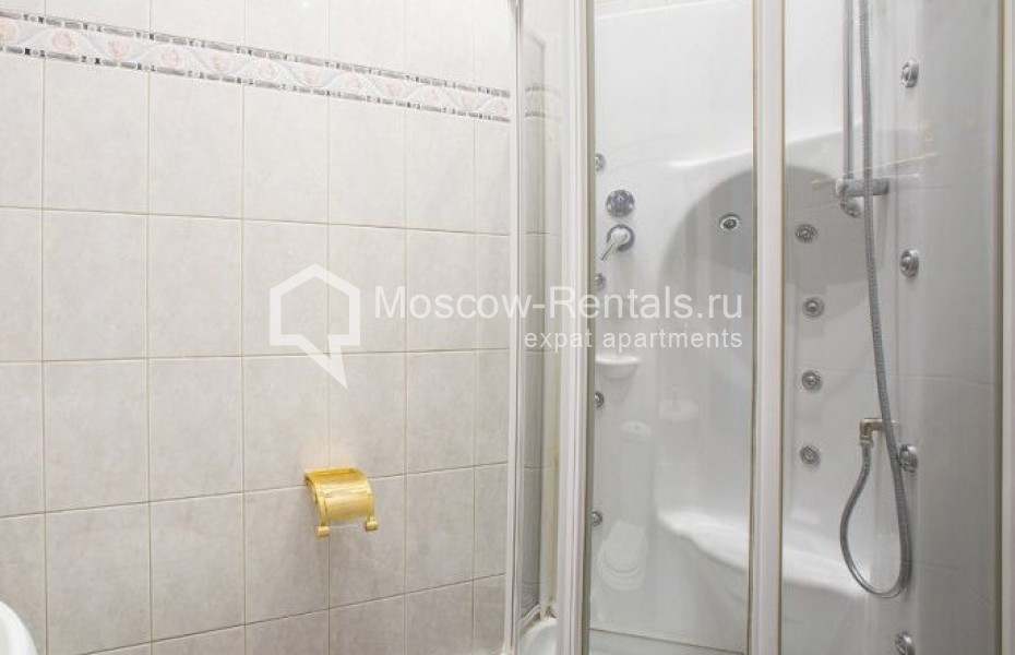 Photo #19 5-room (4 BR) apartment for <a href="http://moscow-rentals.ru/en/articles/long-term-rent" target="_blank">a long-term</a> rent
 in Russia, Moscow, Bolshoi Kazennyi lane, 5