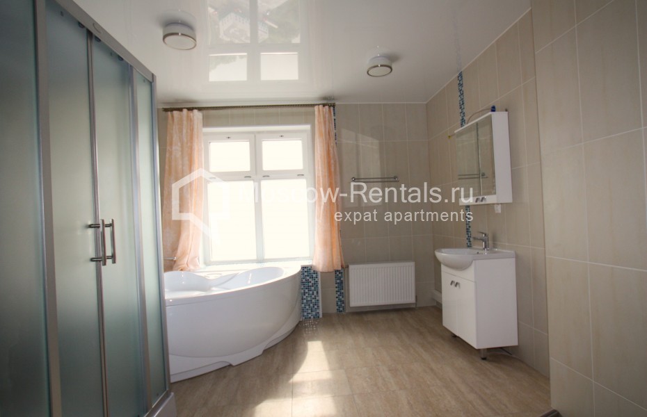 Photo #12 6-room (5 BR) apartment for <a href="http://moscow-rentals.ru/en/articles/long-term-rent" target="_blank">a long-term</a> rent
 in Russia, Moscow, Marshala Zhukova prospect, 78