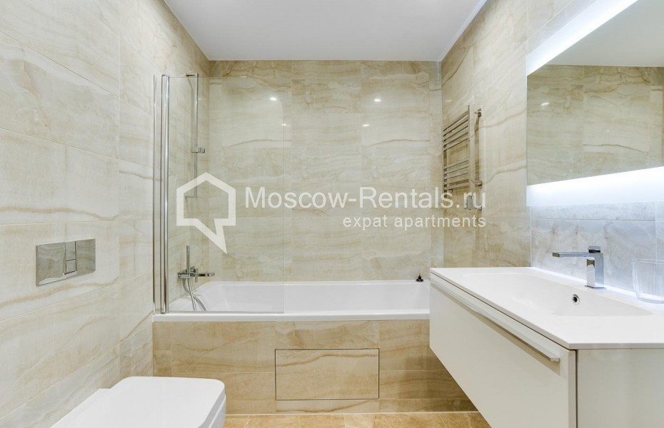 Photo #16 3-room (2 BR) apartment for <a href="http://moscow-rentals.ru/en/articles/long-term-rent" target="_blank">a long-term</a> rent
 in Russia, Moscow, 1st Krasnogvardeiskyi proezd, 21 с 2