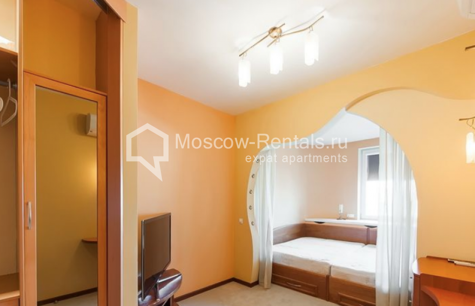 Photo #10 5-room (4 BR) apartment for <a href="http://moscow-rentals.ru/en/articles/long-term-rent" target="_blank">a long-term</a> rent
 in Russia, Moscow, Bolshaya Gruzinskaya str, 37 С 2