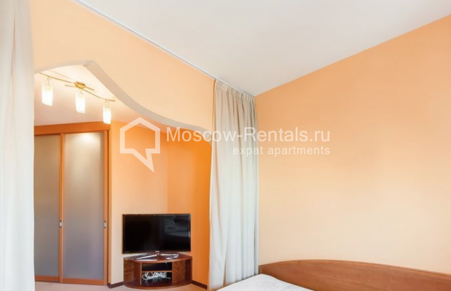 Photo #12 5-room (4 BR) apartment for <a href="http://moscow-rentals.ru/en/articles/long-term-rent" target="_blank">a long-term</a> rent
 in Russia, Moscow, Bolshaya Gruzinskaya str, 37 С 2