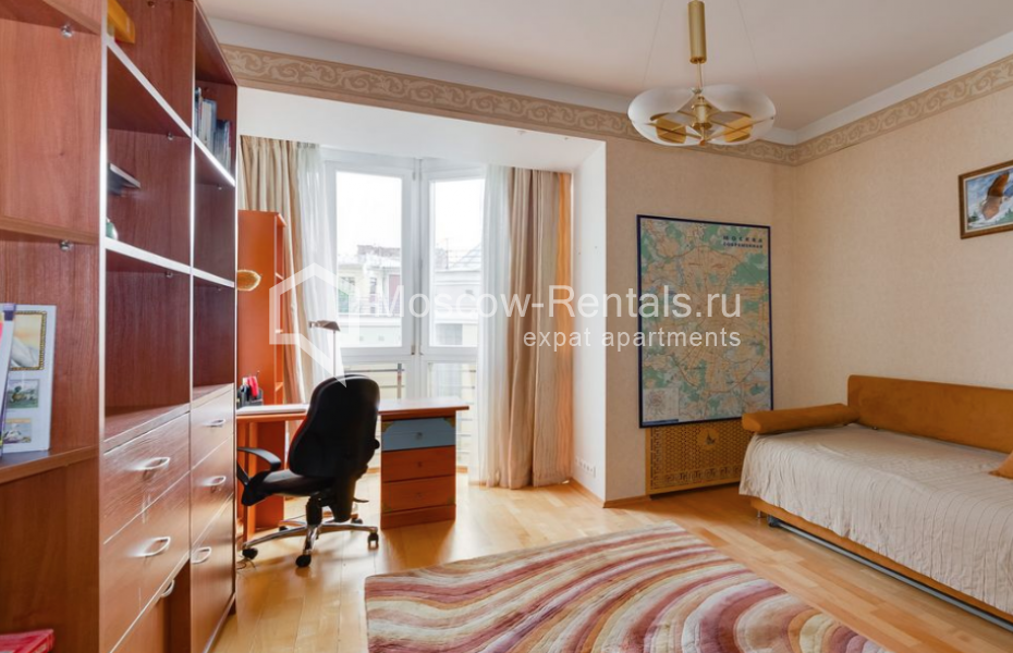 Photo #8 4-room (3 BR) apartment for <a href="http://moscow-rentals.ru/en/articles/long-term-rent" target="_blank">a long-term</a> rent
 in Russia, Moscow, Malaya Polyanka str, 5