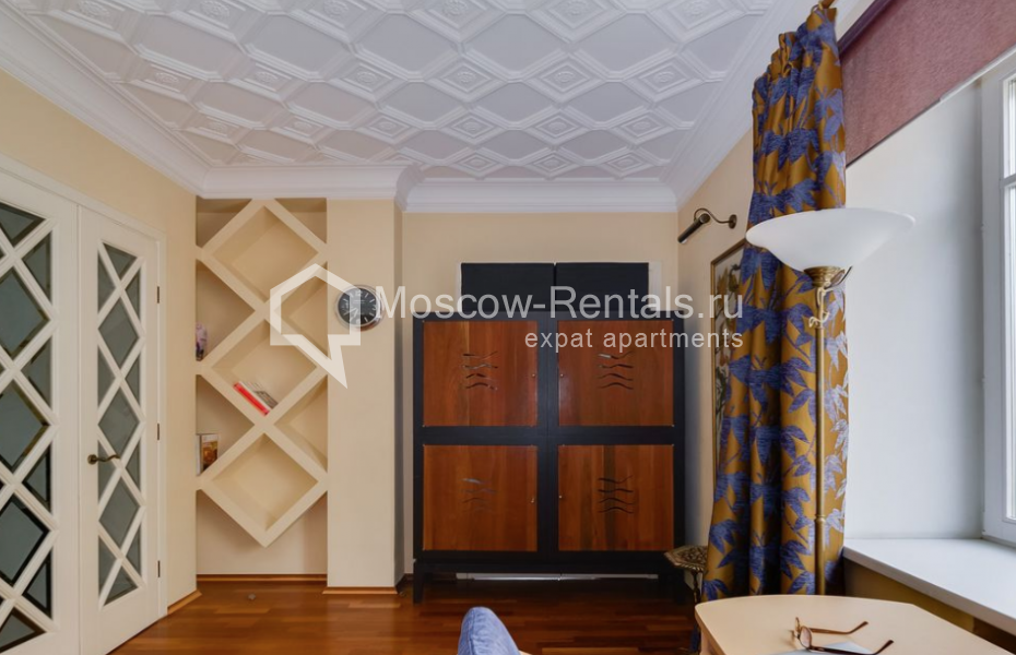 Photo #10 4-room (3 BR) apartment for <a href="http://moscow-rentals.ru/en/articles/long-term-rent" target="_blank">a long-term</a> rent
 in Russia, Moscow, Malaya Polyanka str, 5