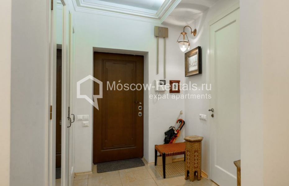 Photo #14 4-room (3 BR) apartment for <a href="http://moscow-rentals.ru/en/articles/long-term-rent" target="_blank">a long-term</a> rent
 in Russia, Moscow, Malaya Polyanka str, 5