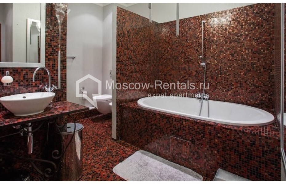 Photo #26 5-room (4 BR) apartment for <a href="http://moscow-rentals.ru/en/articles/long-term-rent" target="_blank">a long-term</a> rent
 in Russia, Moscow, Oktyabrskyi lane, 5