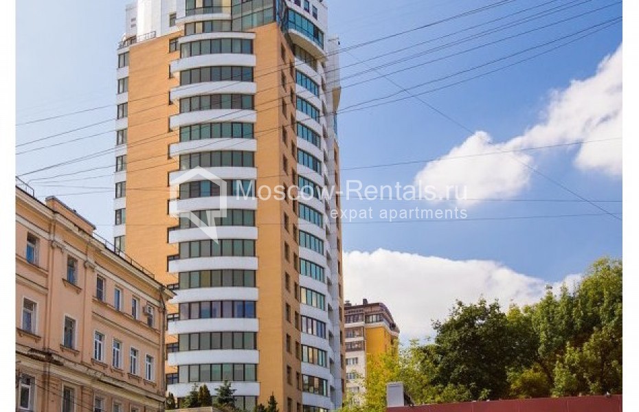 Photo #1 5-room (4 BR) apartment for <a href="http://moscow-rentals.ru/en/articles/long-term-rent" target="_blank">a long-term</a> rent
 in Russia, Moscow, Oktyabrskyi lane, 5