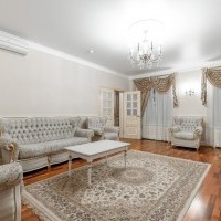 Photo #2 5-room (4 BR) apartment for <a href="http://moscow-rentals.ru/en/articles/long-term-rent" target="_blank">a long-term</a> rent
 in Russia, Moscow, Stoleshnikov lane, 9С3