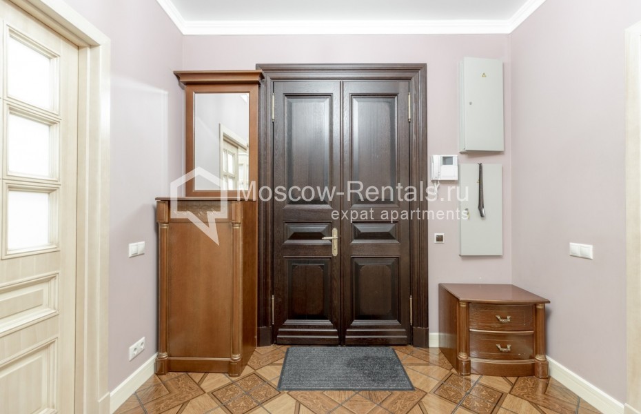 Photo #23 5-room (4 BR) apartment for <a href="http://moscow-rentals.ru/en/articles/long-term-rent" target="_blank">a long-term</a> rent
 in Russia, Moscow, Stoleshnikov lane, 9С3
