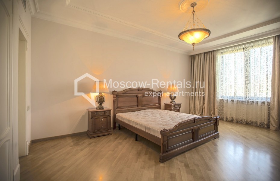 Photo #7 3-room (2 BR) apartment for <a href="http://moscow-rentals.ru/en/articles/long-term-rent" target="_blank">a long-term</a> rent
 in Russia, Moscow, 1st Zachatievskyi lane, 5