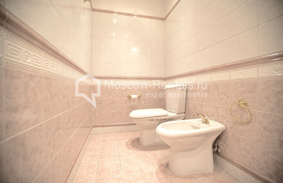 Photo #11 3-room (2 BR) apartment for <a href="http://moscow-rentals.ru/en/articles/long-term-rent" target="_blank">a long-term</a> rent
 in Russia, Moscow, 1st Zachatievskyi lane, 5