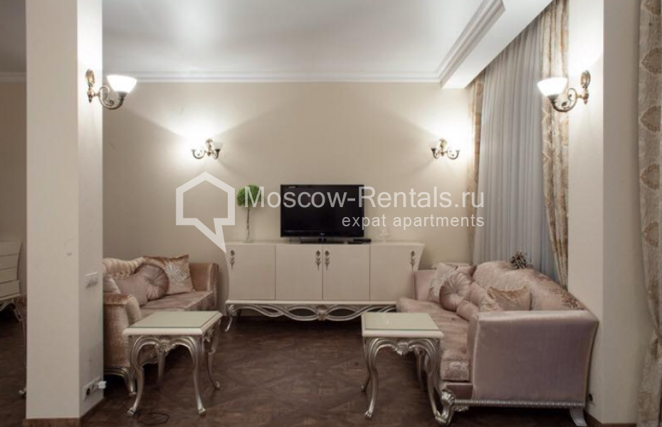 Photo #21 House for <a href="http://moscow-rentals.ru/en/articles/long-term-rent" target="_blank">a long-term</a> rent
 in Russia, Moscow, Batyushkova str, 2 - 3