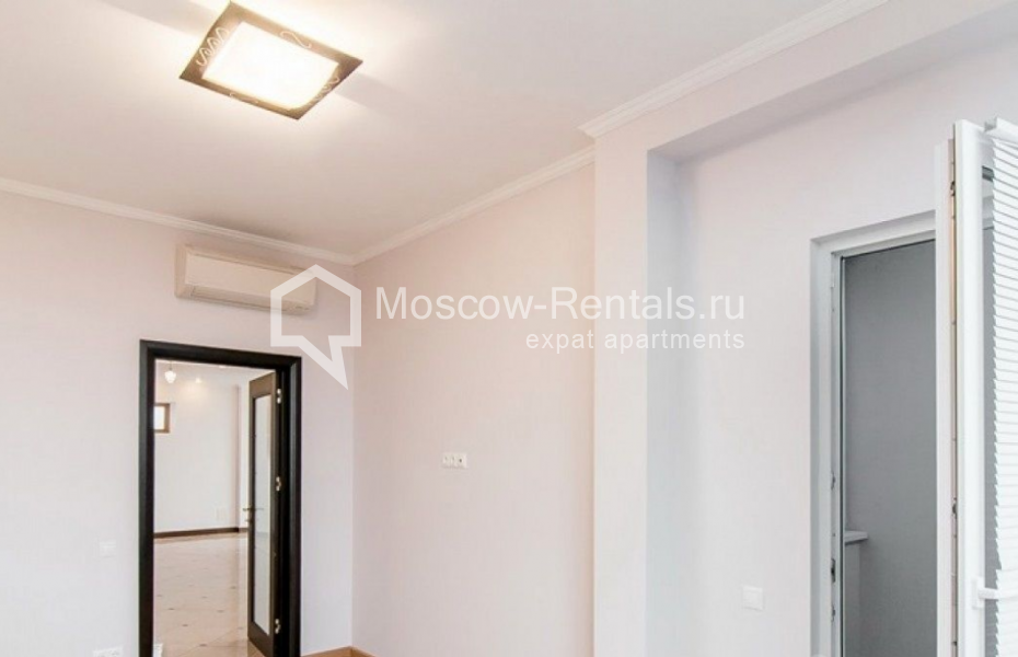 Photo #10 4-room (3 BR) apartment for <a href="http://moscow-rentals.ru/en/articles/long-term-rent" target="_blank">a long-term</a> rent
 in Russia, Moscow, Ivankovskoe avenue, 5