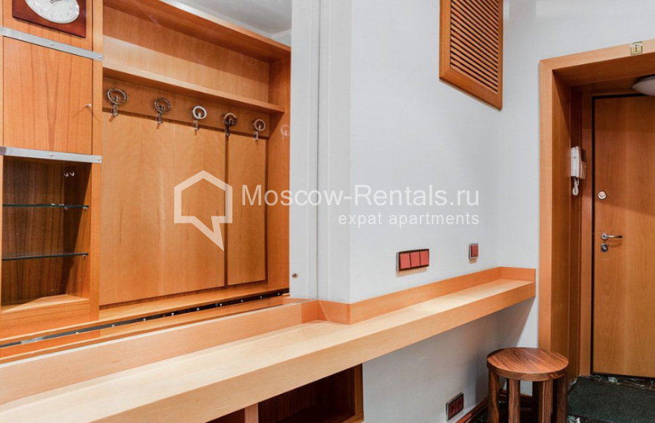Photo #13 4-room (3 BR) apartment for <a href="http://moscow-rentals.ru/en/articles/long-term-rent" target="_blank">a long-term</a> rent
 in Russia, Moscow, Grokholskyi lane, 28