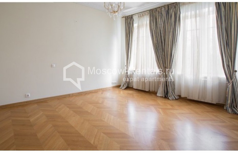 Photo #7 5-room (4 BR) apartment for <a href="http://moscow-rentals.ru/en/articles/long-term-rent" target="_blank">a long-term</a> rent
 in Russia, Moscow, Voznesenskyi lane, 16/4