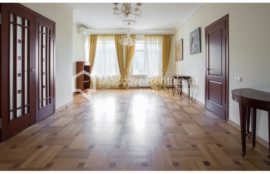 Photo #5 5-room (4 BR) apartment for <a href="http://moscow-rentals.ru/en/articles/long-term-rent" target="_blank">a long-term</a> rent
 in Russia, Moscow, Voznesenskyi lane, 16/4