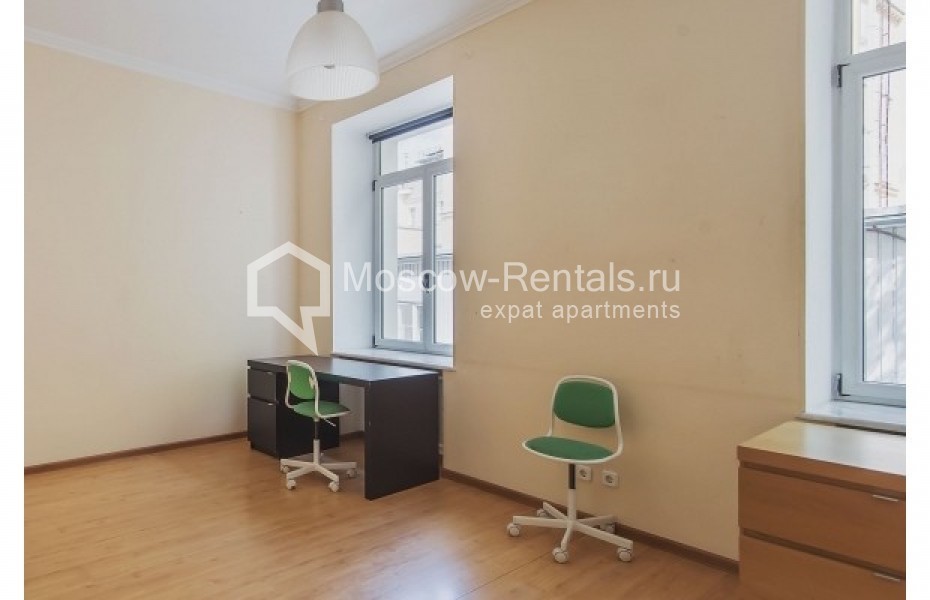 Photo #10 4-room (3 BR) apartment for <a href="http://moscow-rentals.ru/en/articles/long-term-rent" target="_blank">a long-term</a> rent
 in Russia, Moscow, Petrovsky lane, 5с8