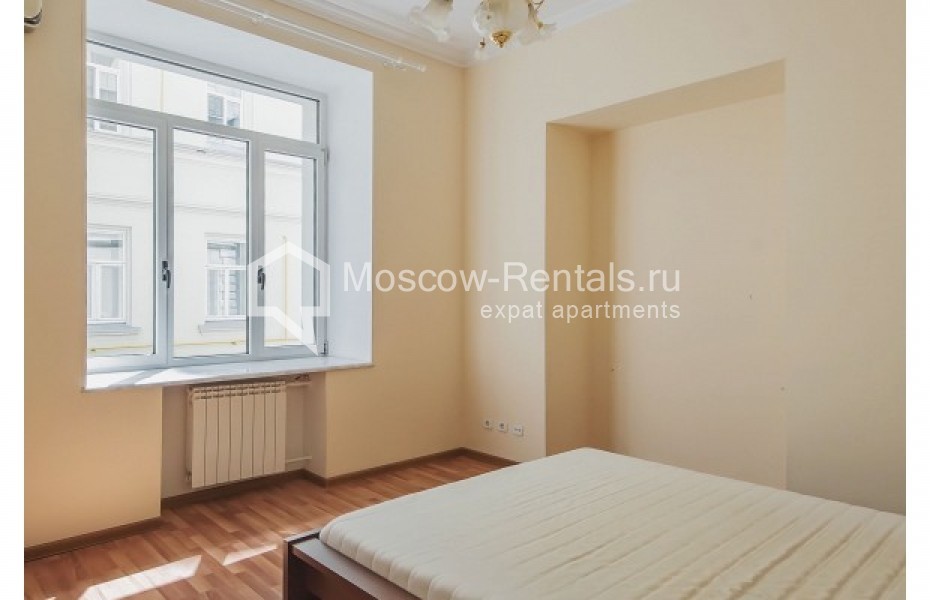 Photo #8 4-room (3 BR) apartment for <a href="http://moscow-rentals.ru/en/articles/long-term-rent" target="_blank">a long-term</a> rent
 in Russia, Moscow, Petrovsky lane, 5с8