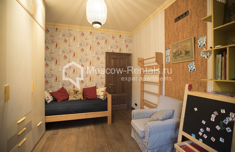 Photo #18 3-room (2 BR) apartment for <a href="http://moscow-rentals.ru/en/articles/long-term-rent" target="_blank">a long-term</a> rent
 in Russia, Moscow, 3rd Peschannaya str, 5 к 3