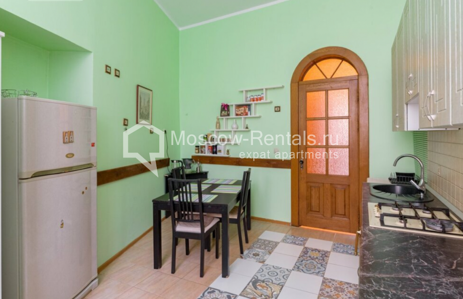 Photo #2 4-room (3 BR) apartment for <a href="http://moscow-rentals.ru/en/articles/long-term-rent" target="_blank">a long-term</a> rent
 in Russia, Moscow, Sretenskyi blv, 6/1С2