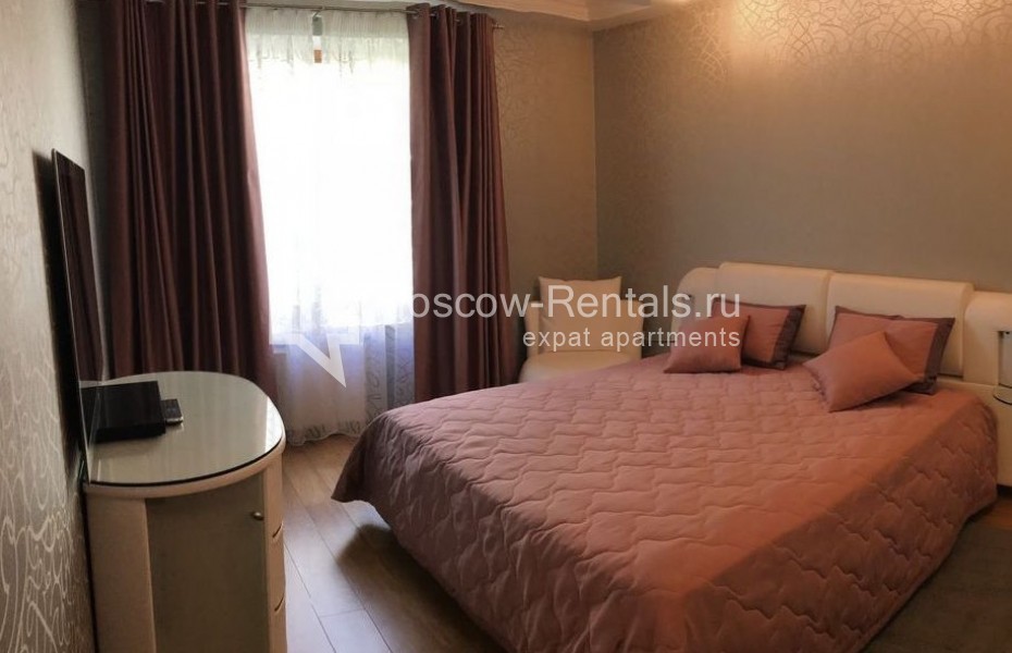 Photo #3 4-room (3 BR) apartment for <a href="http://moscow-rentals.ru/en/articles/long-term-rent" target="_blank">a long-term</a> rent
 in Russia, Moscow, Arbat str, 43 С 2