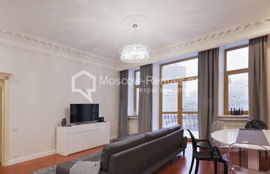 Photo #2 4-room (3 BR) apartment for <a href="http://moscow-rentals.ru/en/articles/long-term-rent" target="_blank">a long-term</a> rent
 in Russia, Moscow, Maly Nikolopeskovskyi lane, 9/1 С 1