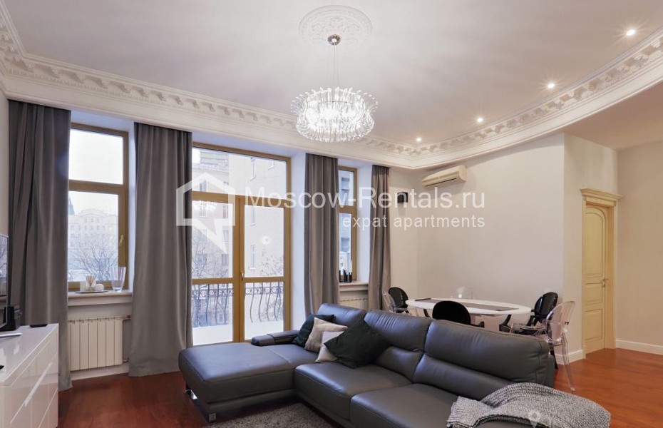 Photo #1 4-room (3 BR) apartment for <a href="http://moscow-rentals.ru/en/articles/long-term-rent" target="_blank">a long-term</a> rent
 in Russia, Moscow, Maly Nikolopeskovskyi lane, 9/1 С 1