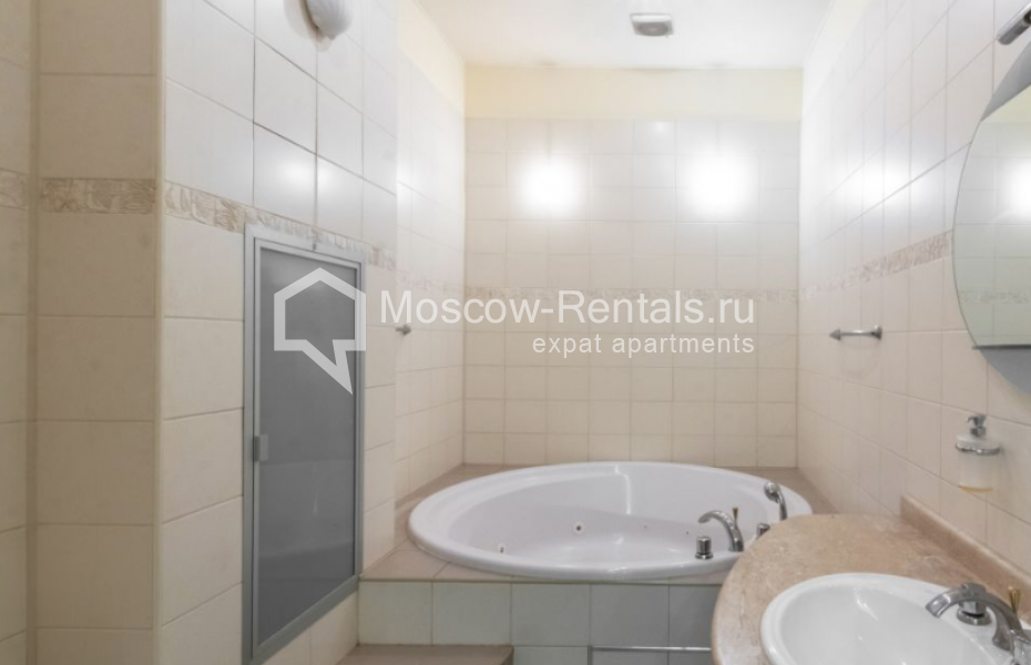 Photo #16 5-room (4 BR) apartment for <a href="http://moscow-rentals.ru/en/articles/long-term-rent" target="_blank">a long-term</a> rent
 in Russia, Moscow, Ulanskyi lane, 19