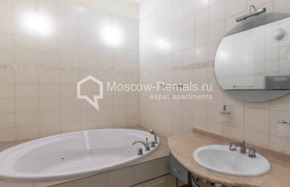 Photo #17 5-room (4 BR) apartment for <a href="http://moscow-rentals.ru/en/articles/long-term-rent" target="_blank">a long-term</a> rent
 in Russia, Moscow, Ulanskyi lane, 19