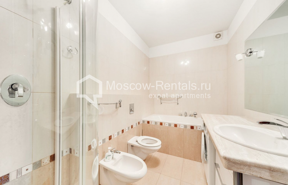 Photo #8 4-room (3 BR) apartment for <a href="http://moscow-rentals.ru/en/articles/long-term-rent" target="_blank">a long-term</a> rent
 in Russia, Moscow, Strastnoi blv, 10 к 1