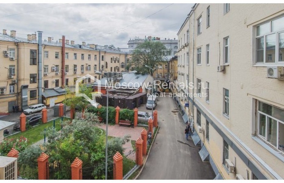 Photo #1 4-room (3 BR) apartment for <a href="http://moscow-rentals.ru/en/articles/long-term-rent" target="_blank">a long-term</a> rent
 in Russia, Moscow, Maroseika str, 9/2 С 8
